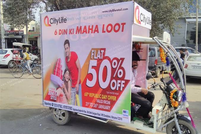 E-Rickshaw Moving Branding